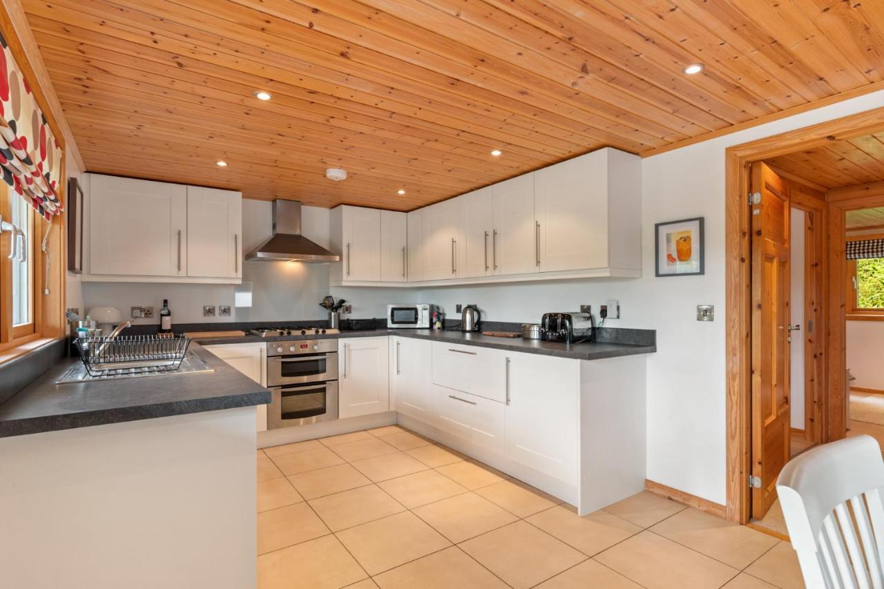 Lodge 5 Longbury - Luxury Lodge, Golf Course Views, Restaurant And Spa Facilites Penally Exterior photo