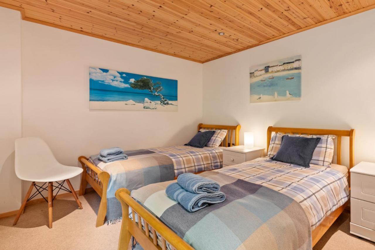 Lodge 5 Longbury - Luxury Lodge, Golf Course Views, Restaurant And Spa Facilites Penally Exterior photo
