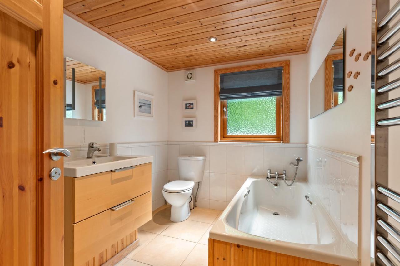 Lodge 5 Longbury - Luxury Lodge, Golf Course Views, Restaurant And Spa Facilites Penally Exterior photo